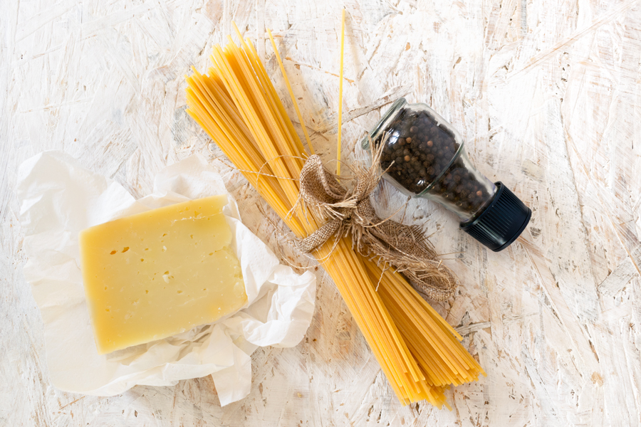 Cacio e Pepe Spaghetti ingredients