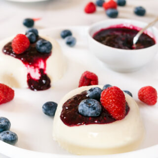 Easy Panna Cotta With Berry Sauce Recipe