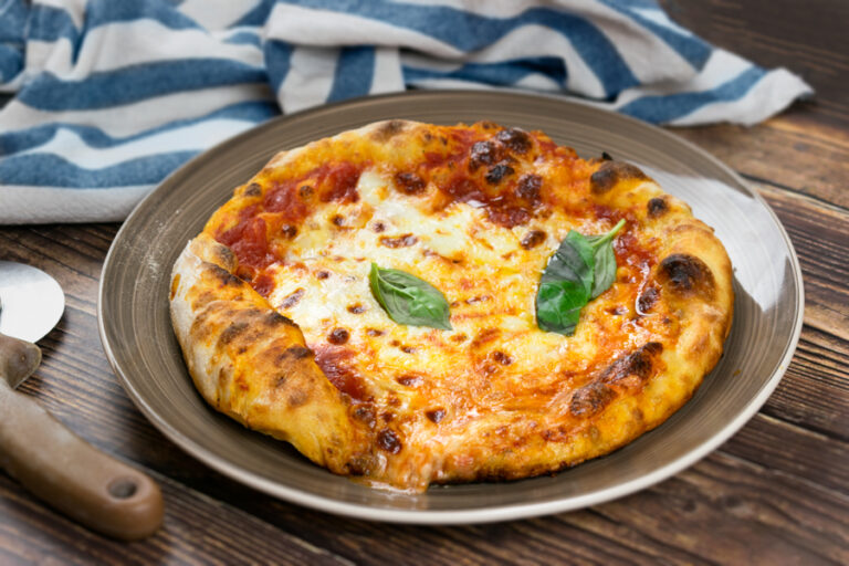 What Is The Best Flour for Pizza: Tips from Italian Pizza Chefs