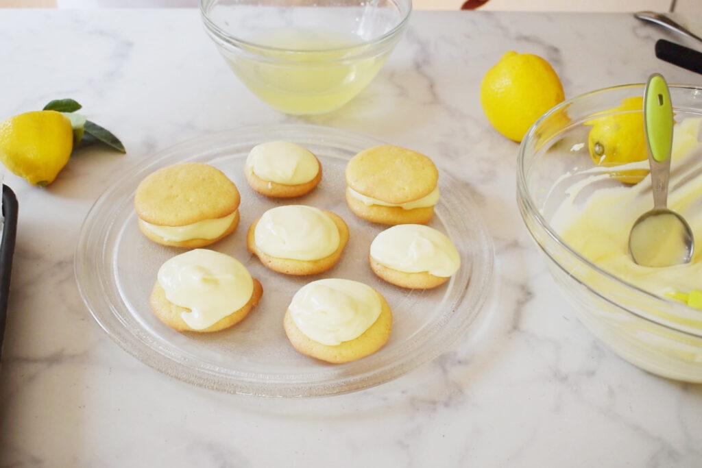 How To Make Italian Lemon Delight Without a Mold