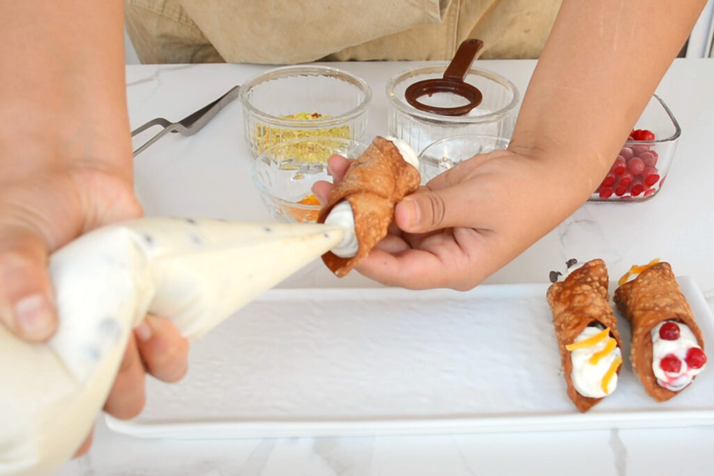 Sicilian cannoli instructions