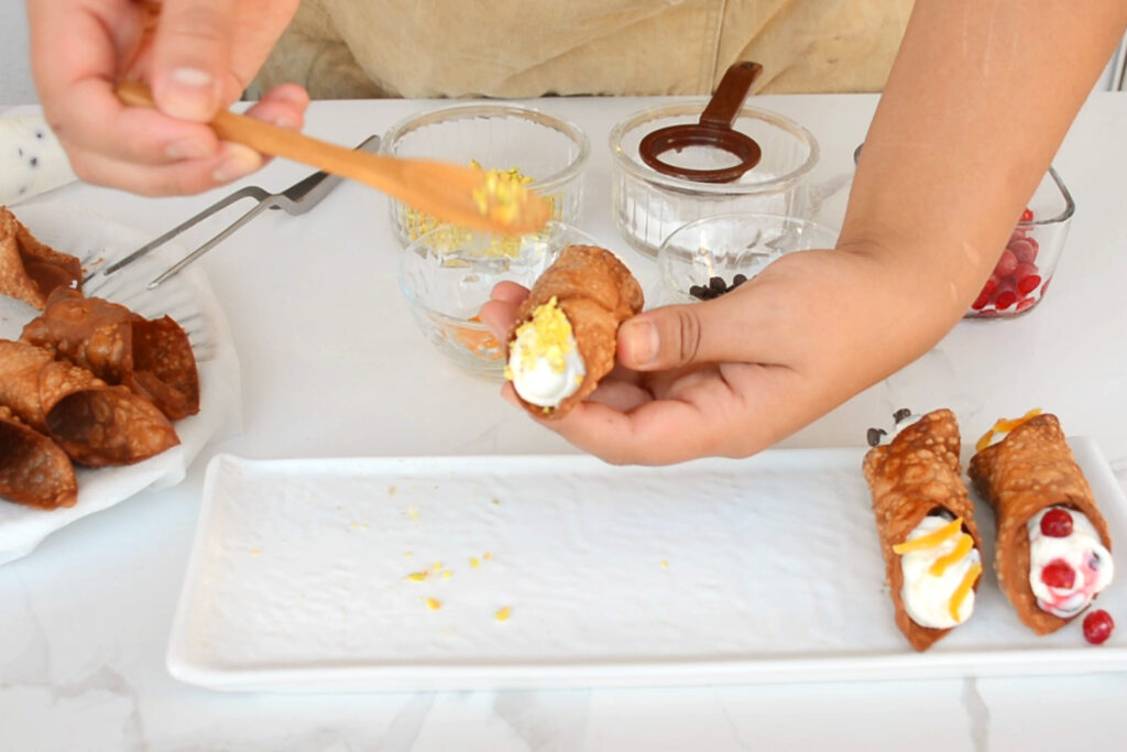 Sicilian cannoli instructions