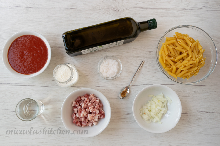 Vodka penne ingredients