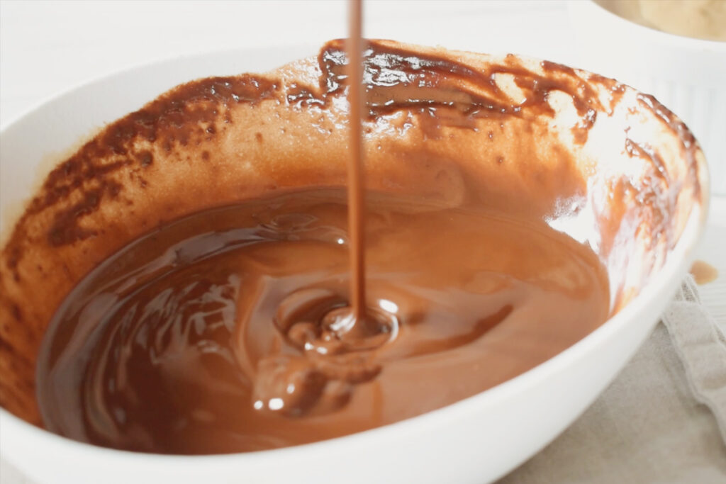 How to make Panna cotta: prepare the chocolate coffee sauce