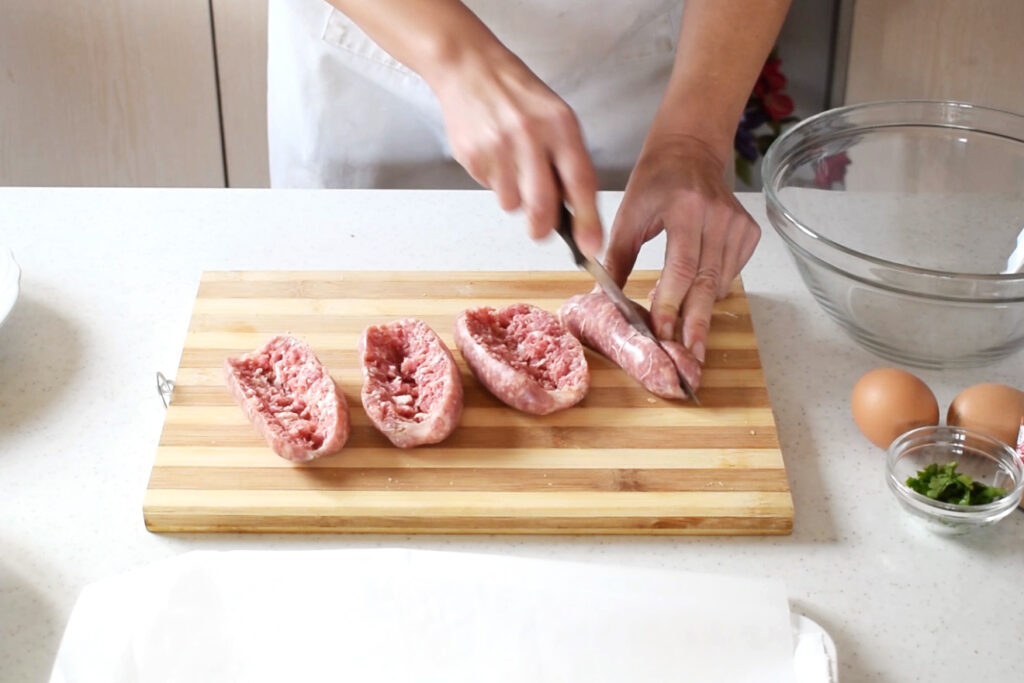 How to Make Classic Italian Meatballs