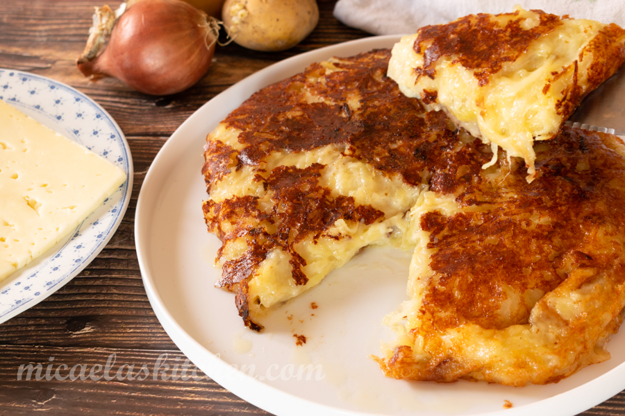 cheesy Italian potato cake