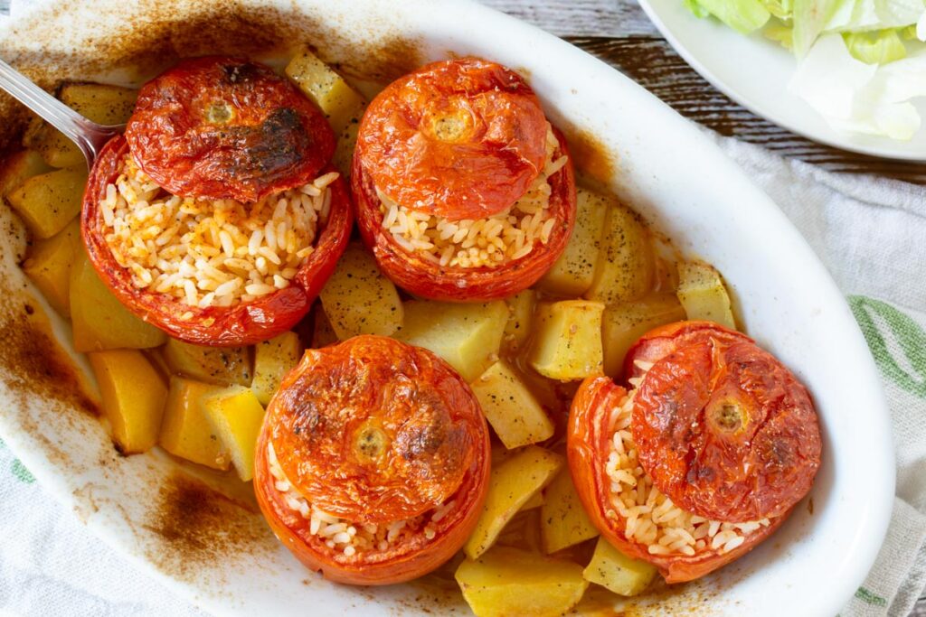 How to Make Traditional Rice Stuffed Tomatoes: A Classic Roman Recipe