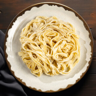 Craft the Perfect Traditional Fettuccine Alfredo Recipe