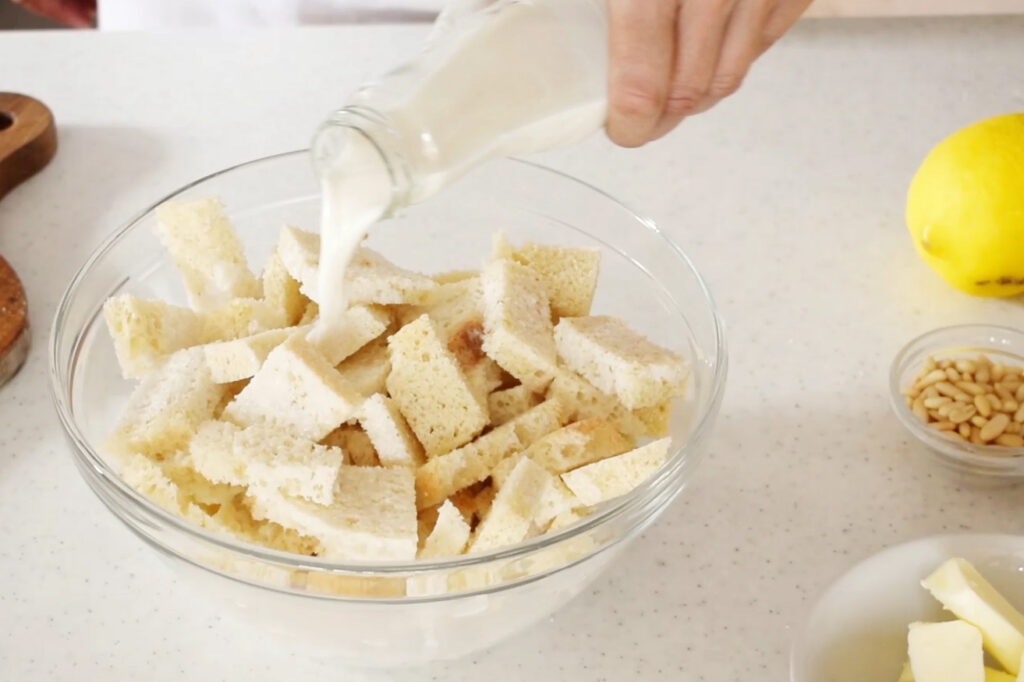 How to make bread cake: prepare the bread