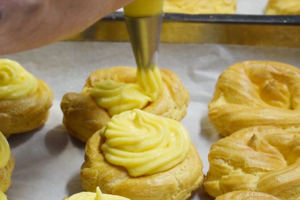 How to make Neapolitan Zeppole step 10