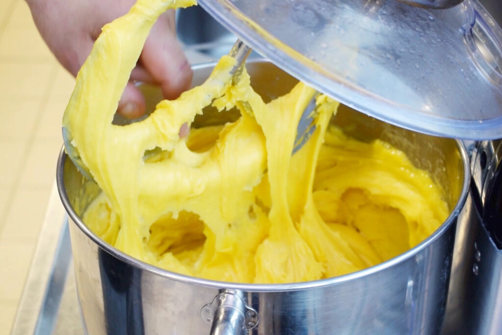 How to make Neapolitan Zeppole step 7