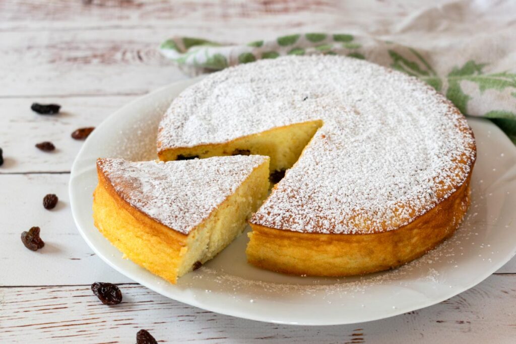 Potato Almond Cake: the Delicious Moist Cake That You Don't Expect